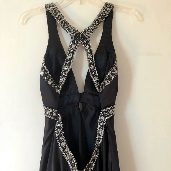 Black Prom Dress - Picture 5 of 8